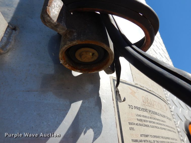 image for item DE5636 2006 Travis 200624FT end dump trailer