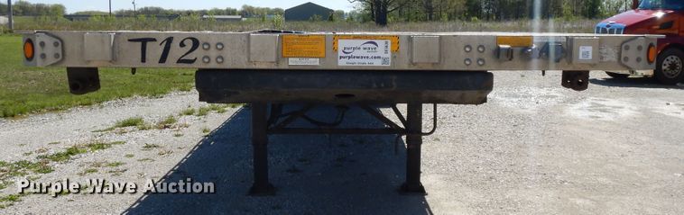 image for item DE5638 2004 Utility flatbed trailer