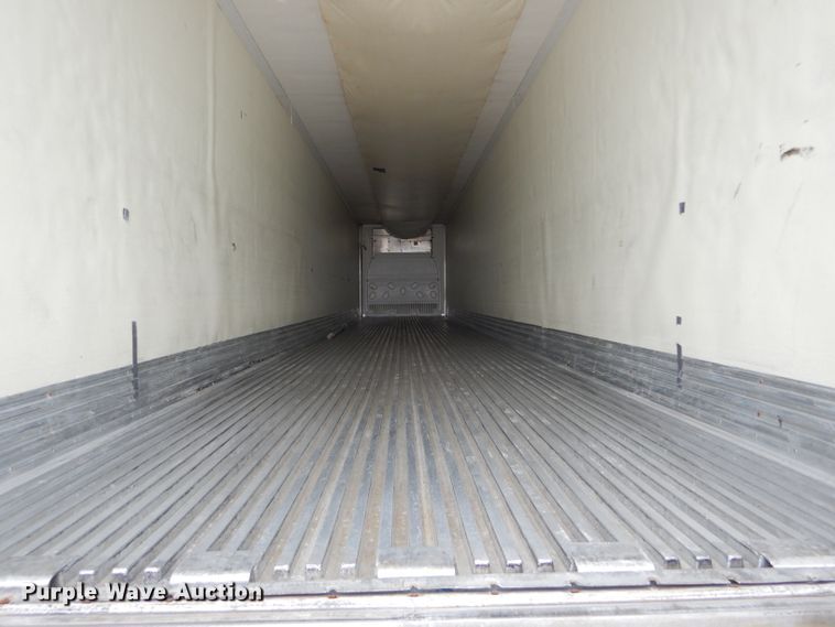 image for item DF3075 2008 Great Dane refrigerated van trailer