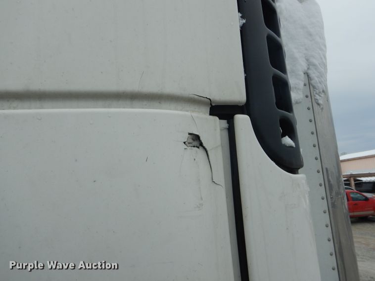 image for item DF3075 2008 Great Dane refrigerated van trailer