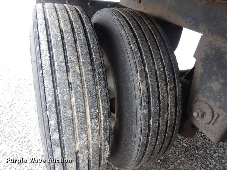 image for item DF3075 2008 Great Dane refrigerated van trailer