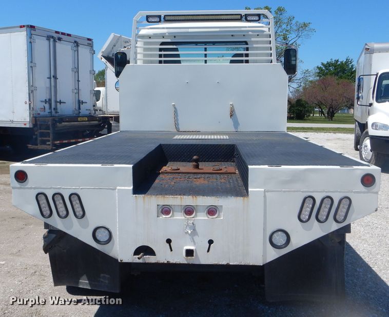 image for item DF3138 2009 Mack CXU612 flatbed truck