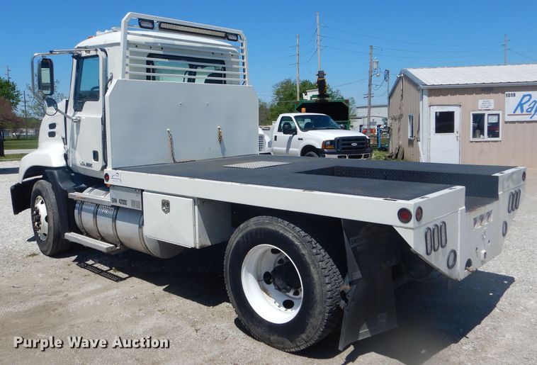 image for item DF3138 2009 Mack CXU612 flatbed truck