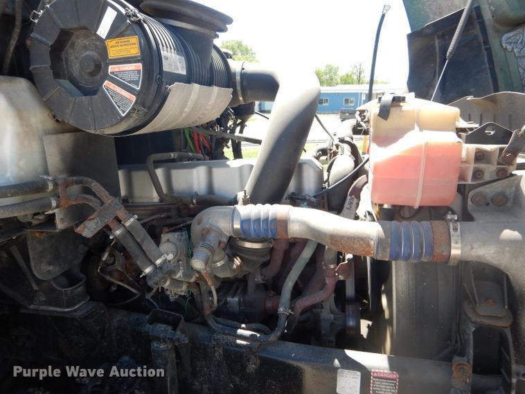 image for item DF3138 2009 Mack CXU612 flatbed truck