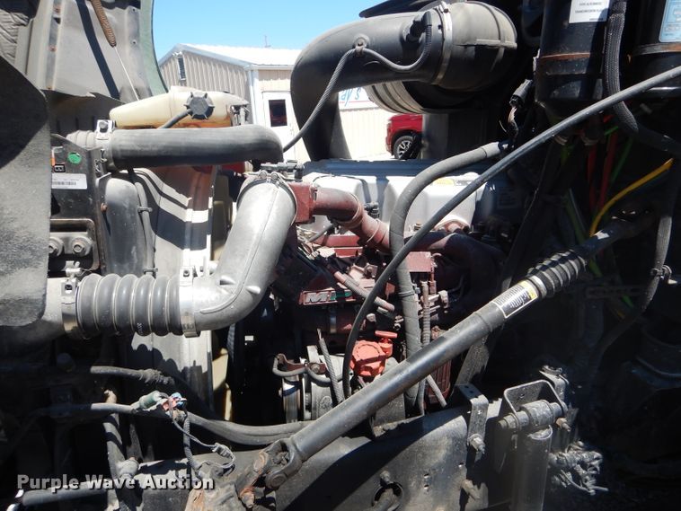 image for item DF3138 2009 Mack CXU612 flatbed truck