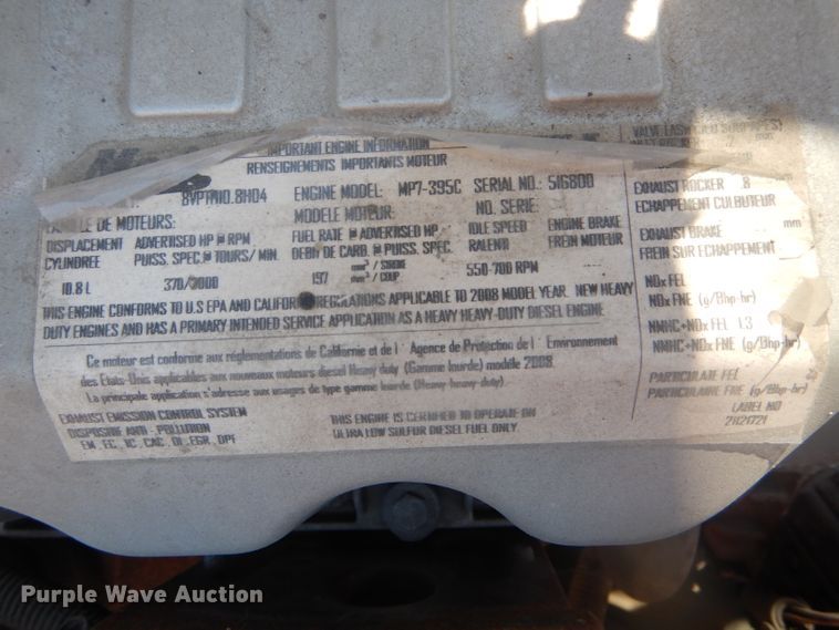 image for item DF3138 2009 Mack CXU612 flatbed truck