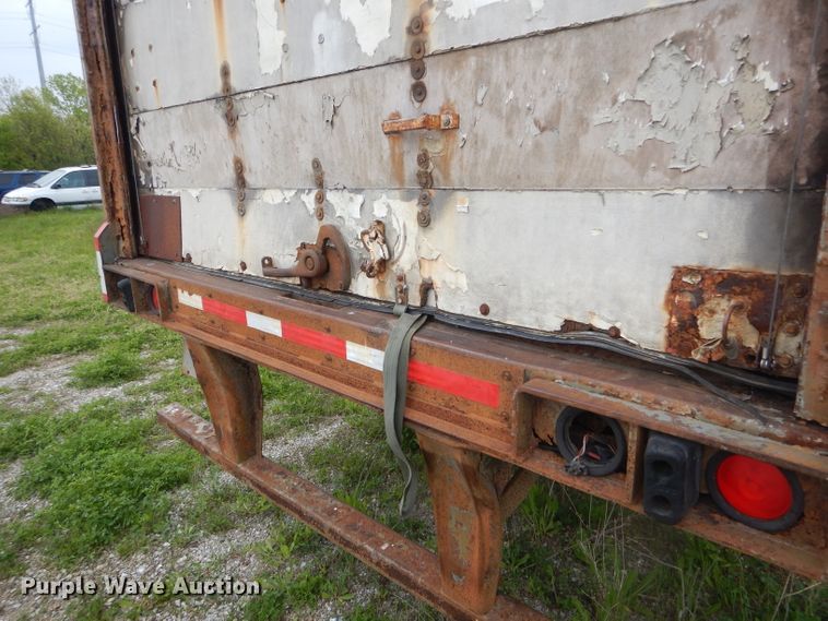 image for item DF3162 1997 Pines dry van trailer