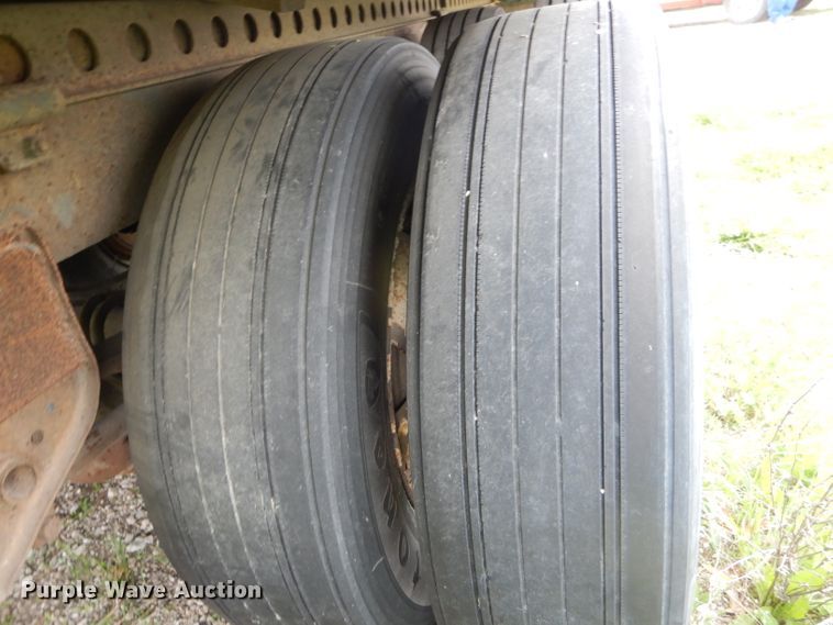 image for item DF3162 1997 Pines dry van trailer