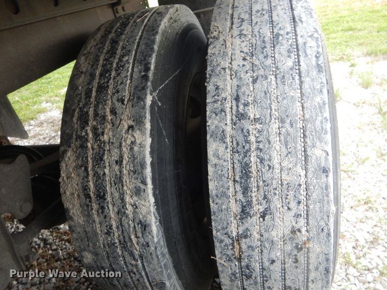 image for item DF3163 2001 Great Dane 731T dry van trailer