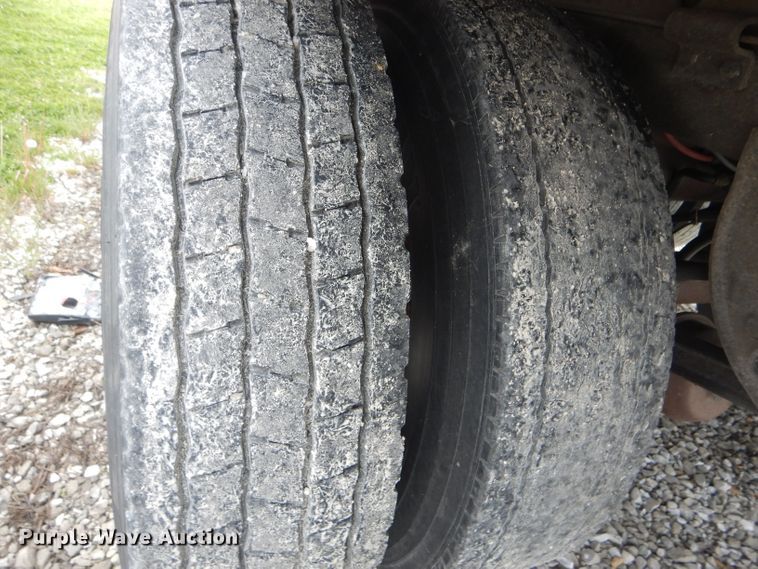 image for item DF3163 2001 Great Dane 731T dry van trailer