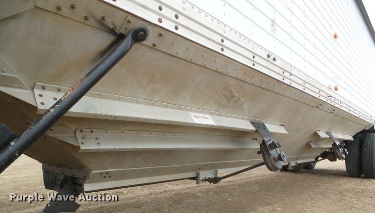 image for item DG0195 1985 Timpte double hopper bottom grain trailer