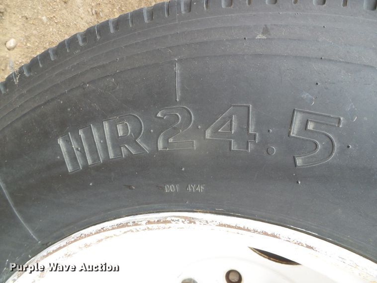 image for item DG0195 1985 Timpte double hopper bottom grain trailer