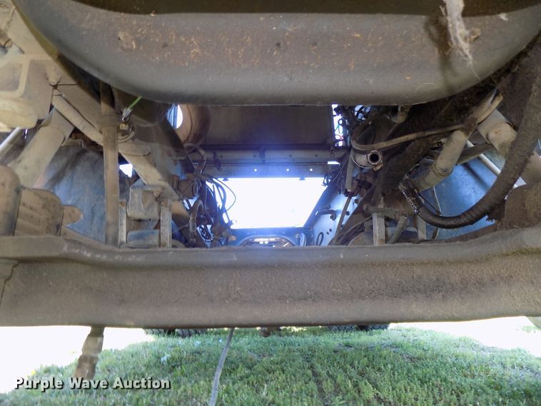 image for item DG2576 1984 International COF9670XL semi truck