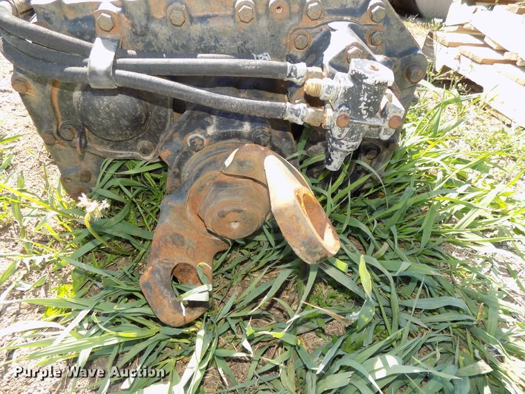 image for item DG2576 1984 International COF9670XL semi truck