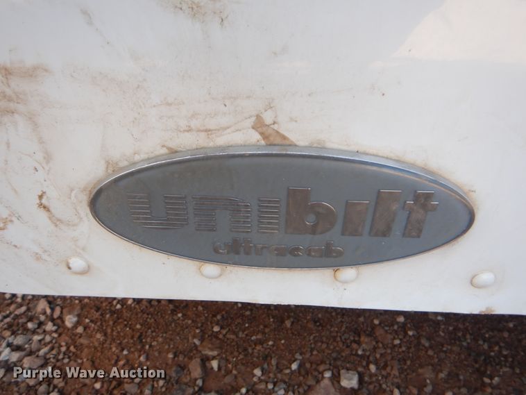 image for item DG8560 Unibilt semi truck sleeper