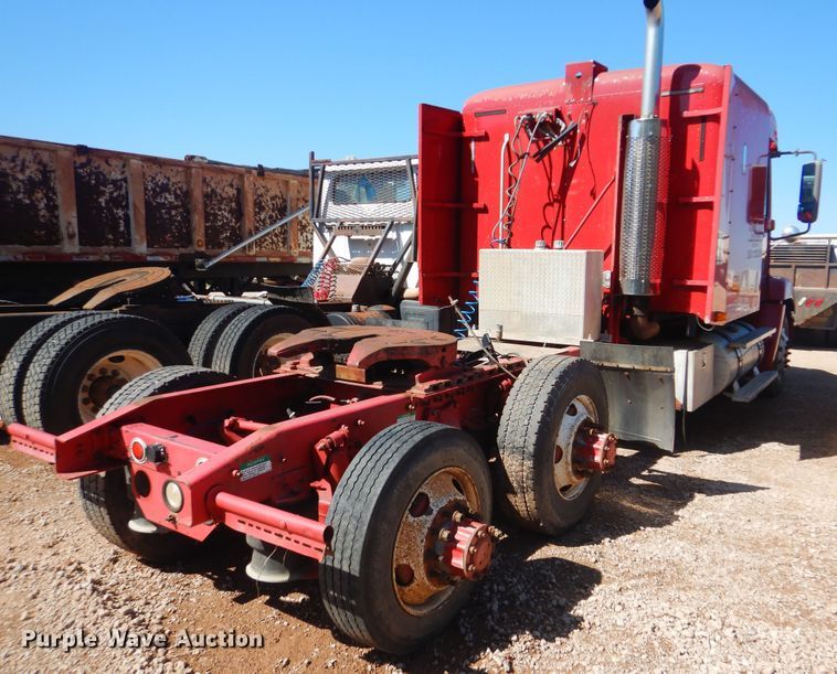 image for item DG8561 1998 Freightliner Century Class semi truck