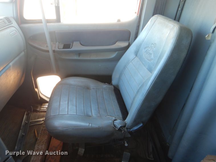 image for item DG8561 1998 Freightliner Century Class semi truck