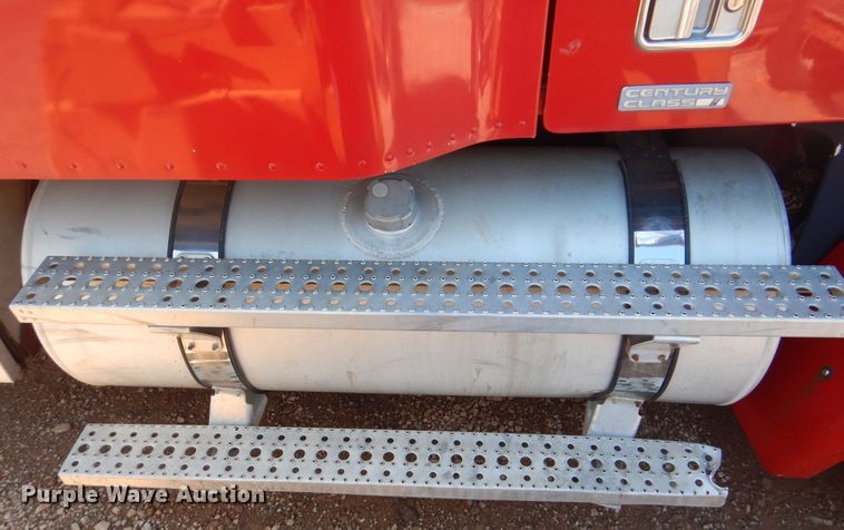 image for item DG8561 1998 Freightliner Century Class semi truck