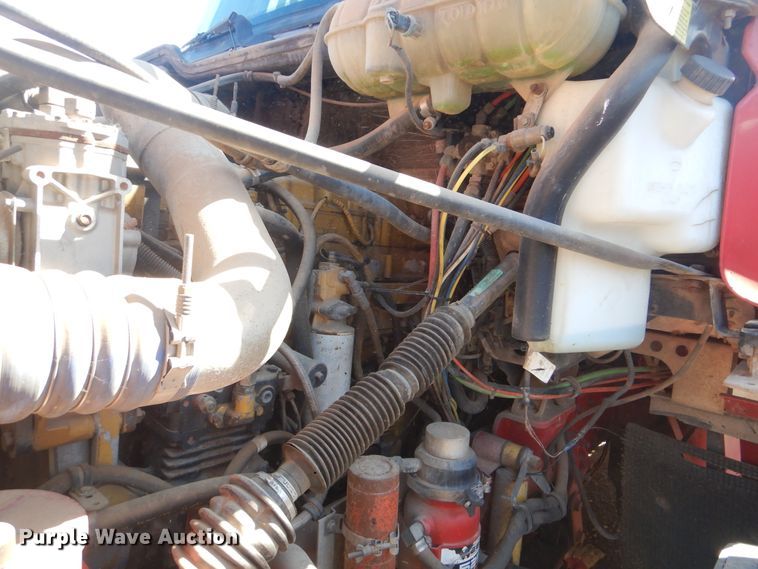 image for item DG8561 1998 Freightliner Century Class semi truck