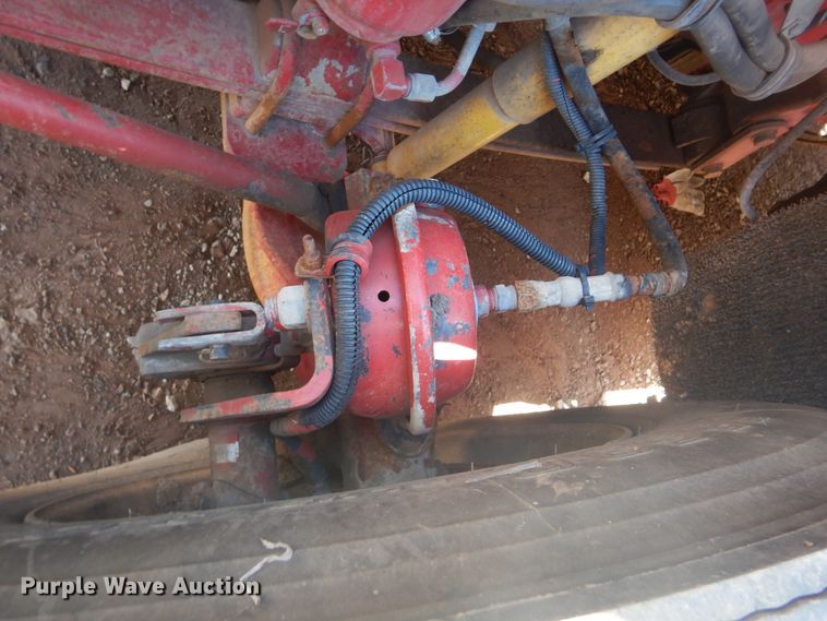 image for item DG8561 1998 Freightliner Century Class semi truck