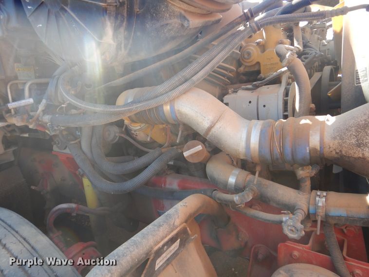 image for item DG8561 1998 Freightliner Century Class semi truck