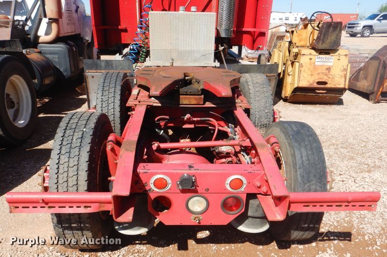 image for item DG8561 1998 Freightliner Century Class semi truck