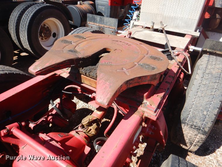 image for item DG8561 1998 Freightliner Century Class semi truck