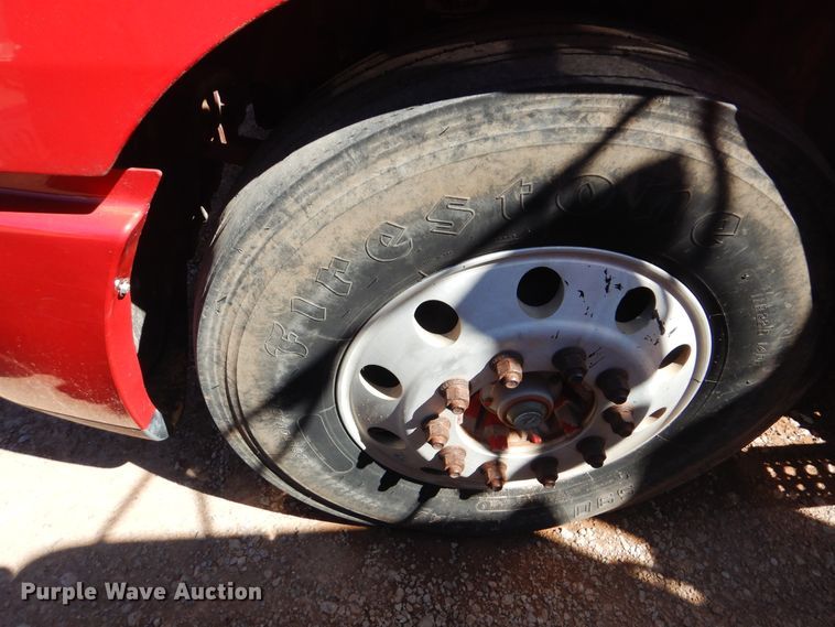 image for item DG8561 1998 Freightliner Century Class semi truck