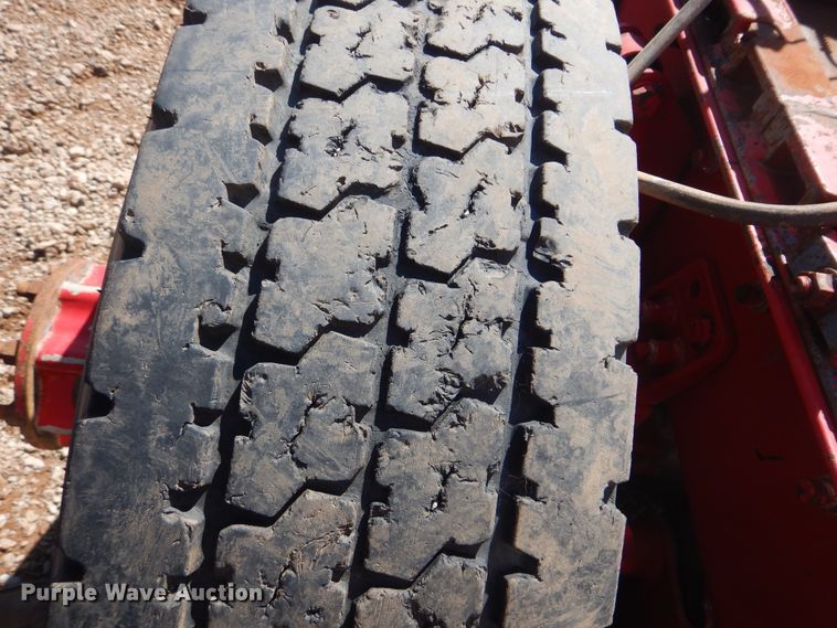 image for item DG8561 1998 Freightliner Century Class semi truck