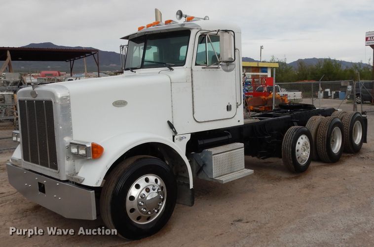 image for item DH2385 1997 Peterbilt 378 semi truck