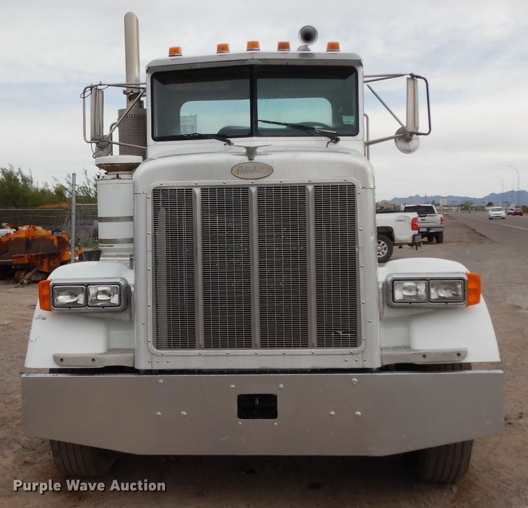 image for item DH2385 1997 Peterbilt 378 semi truck
