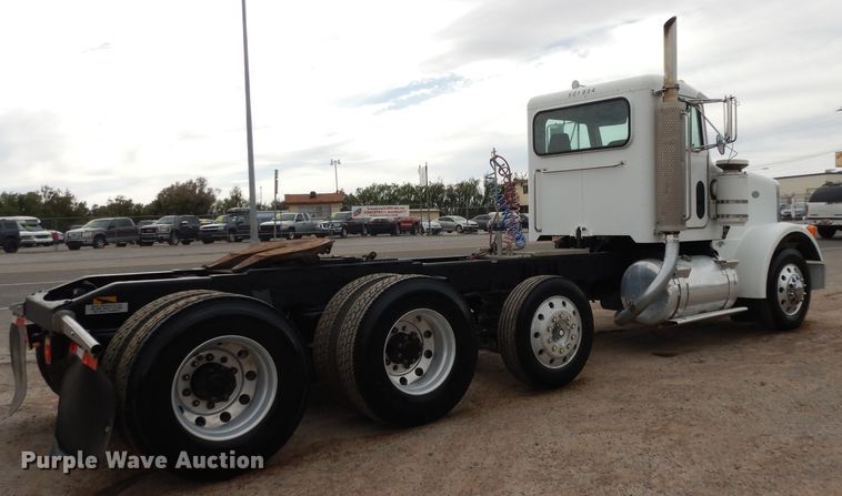 image for item DH2385 1997 Peterbilt 378 semi truck