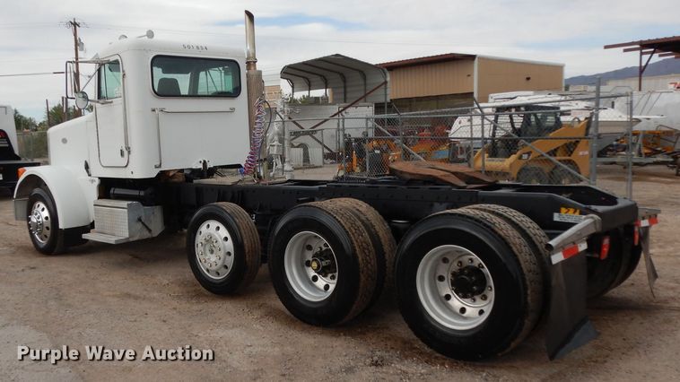image for item DH2385 1997 Peterbilt 378 semi truck