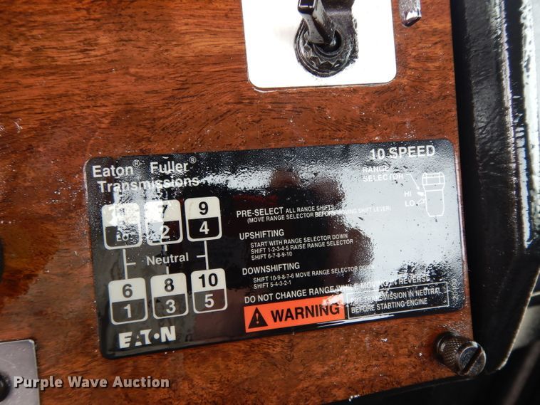 image for item DH2385 1997 Peterbilt 378 semi truck