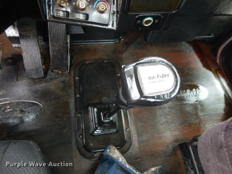 image for item DH2385 1997 Peterbilt 378 semi truck