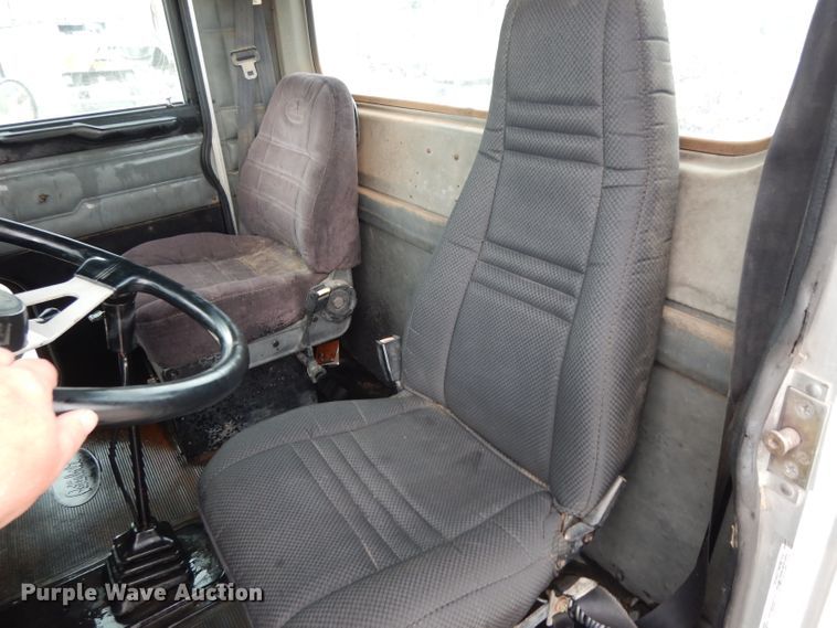 image for item DH2385 1997 Peterbilt 378 semi truck