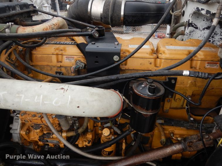 image for item DH2385 1997 Peterbilt 378 semi truck