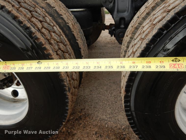 image for item DH2385 1997 Peterbilt 378 semi truck