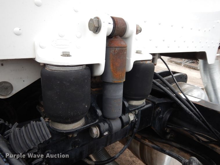 image for item DH2385 1997 Peterbilt 378 semi truck