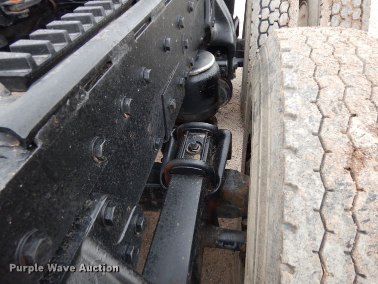 image for item DH2385 1997 Peterbilt 378 semi truck