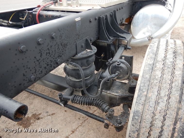 image for item DH2385 1997 Peterbilt 378 semi truck