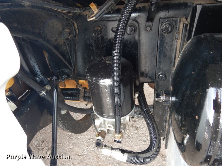 image for item DH2385 1997 Peterbilt 378 semi truck