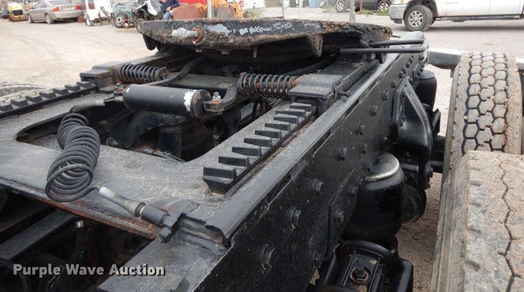 image for item DH2385 1997 Peterbilt 378 semi truck