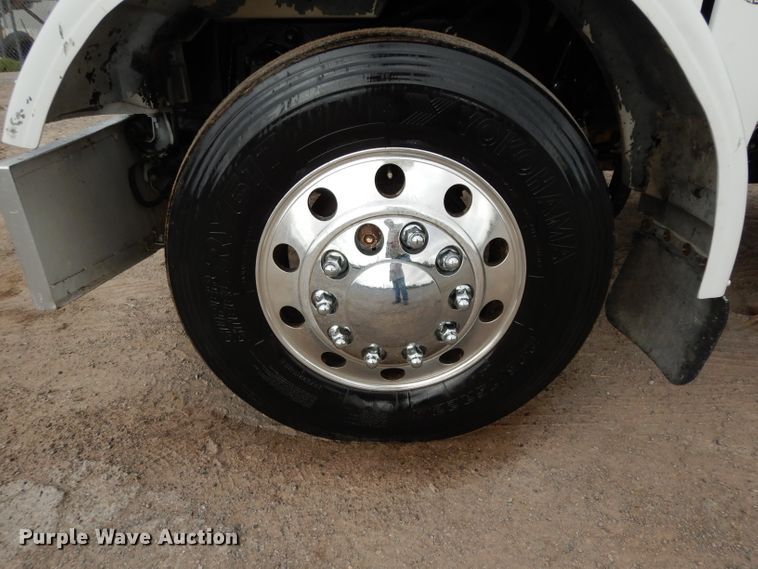 image for item DH2385 1997 Peterbilt 378 semi truck