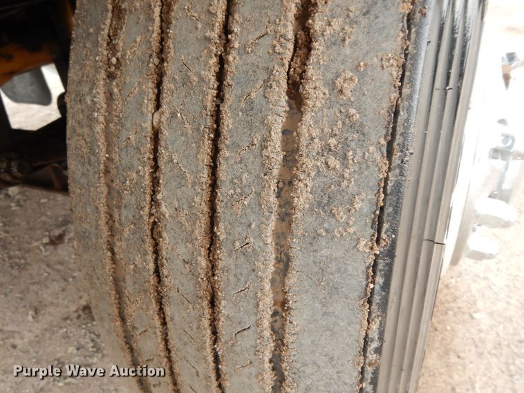 image for item DH2385 1997 Peterbilt 378 semi truck