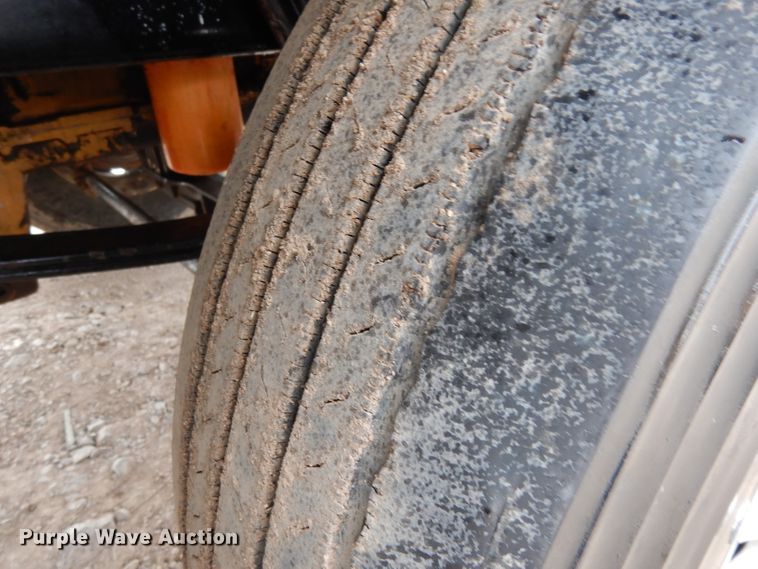 image for item DH2385 1997 Peterbilt 378 semi truck