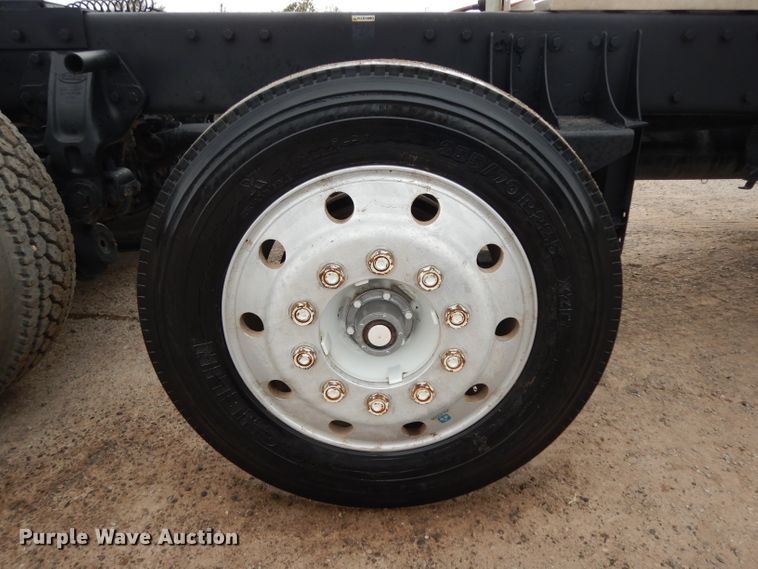 image for item DH2385 1997 Peterbilt 378 semi truck