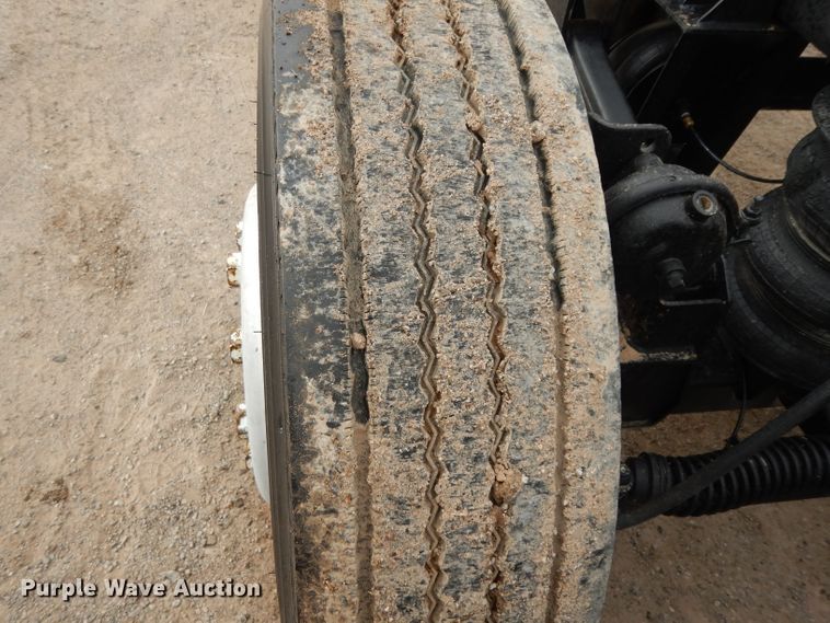 image for item DH2385 1997 Peterbilt 378 semi truck