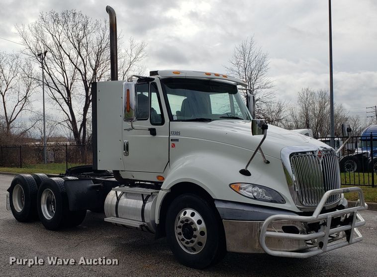 image for item DH5794 2013 International ProStar semi truck