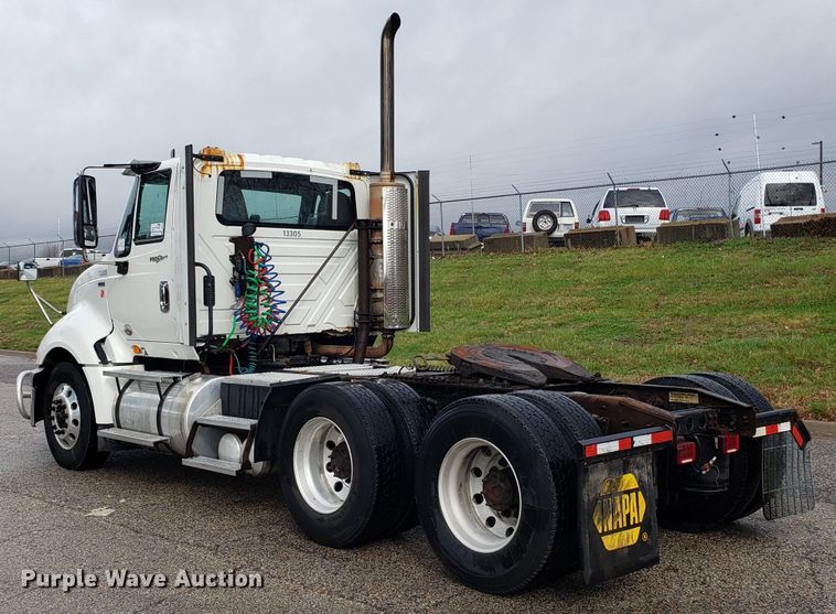 image for item DH5794 2013 International ProStar semi truck